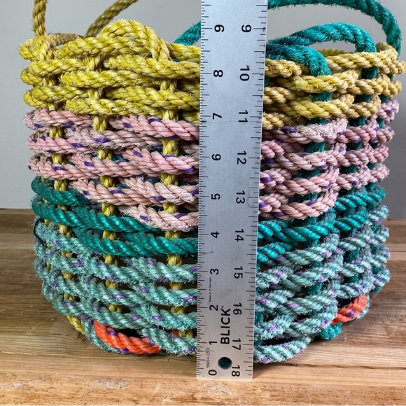 Handmade Recycled Nautical Rope Basket Storage Bin - Pastel Colors - Picture 15 of 16